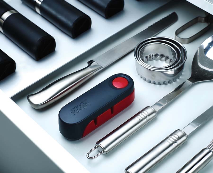 Rota™ Red Folding Knife Sharpener