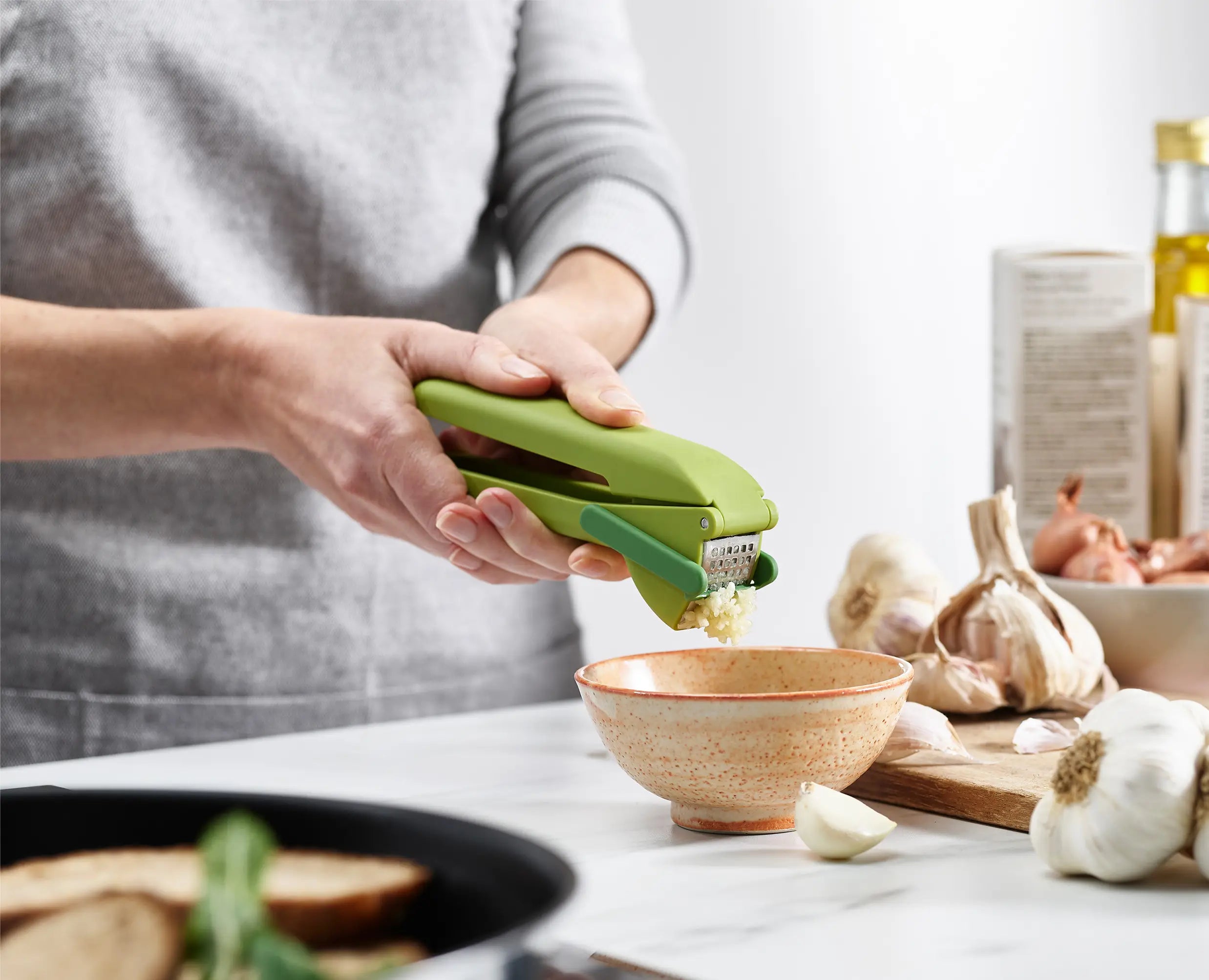 CleanForce™ Green Garlic Press