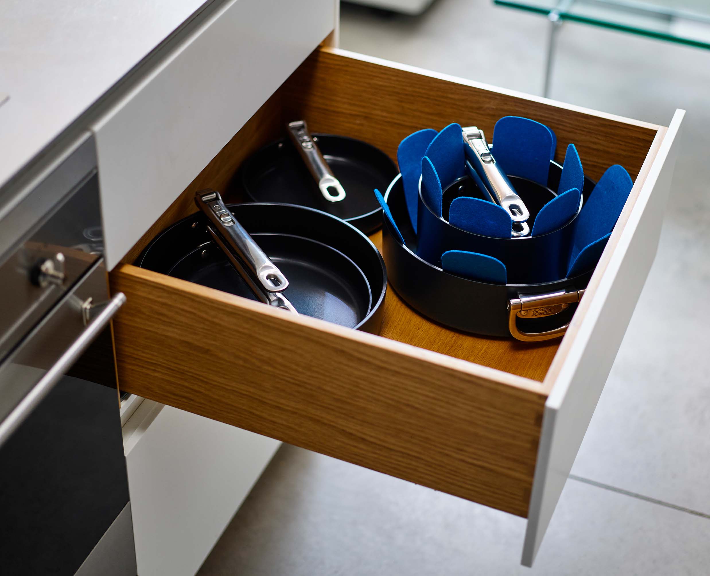 Conjunto de Panelas Space – 6 Peças com Cabos Dobráveis (Azul) - kindersbr